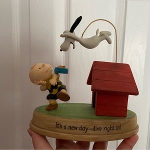 Peanuts Figurine from Hallmark “A New Day…”